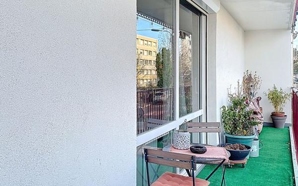 Appartement à vendre    4 pièces • 82,49 m2 Saint-Étienne