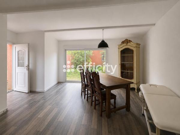 Maison
         5 pièces
        - 172 m² Bien prestige 836 000 € *