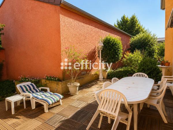 Maison
         5 pièces
        - 172 m² Bien prestige 836 000 € *