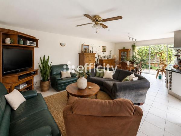 Maison
         5 pièces
        - 172 m² Bien prestige 836 000 € *