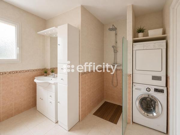 Maison
         5 pièces
        - 172 m² Bien prestige 836 000 € *