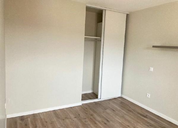 Immeuble à vendre    4 pièces •  Périgueux