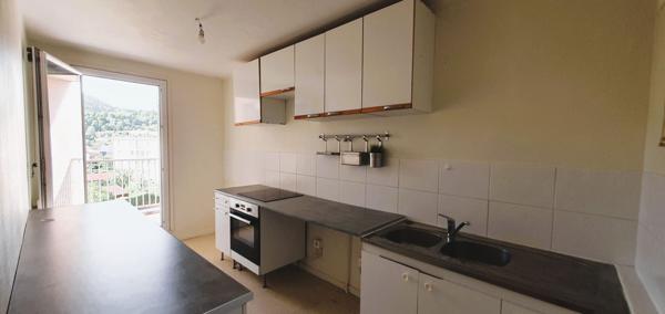 Appartement 3 pièces à vendre à Chamalières avec garage