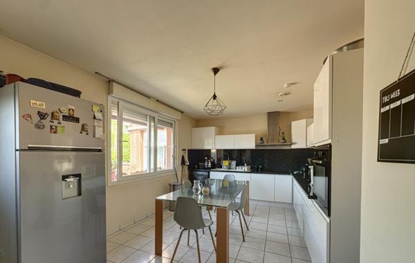 Maison
         8 pièces
        - 309 m² Bien prestige 467 000 € *