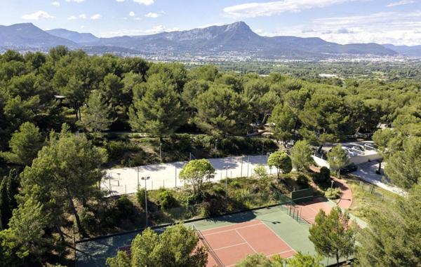 INVESTISSEMENT LOCATIF – LE PRADET – Résidence Tourisme Lou Pigno – 5,5 % de rentabilité