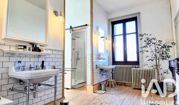 Maison à vendre 7 pièces 206,93 m² Saint-Étienne