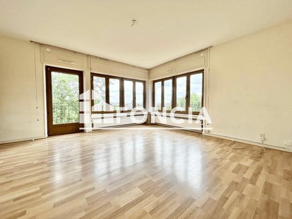 Location Maison 4 pièces 131.5 m² - 11 RUE DES TILLEULS Woippy 57140