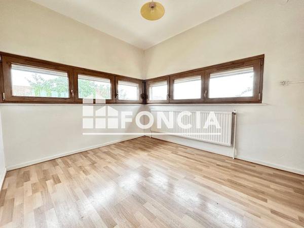 Location Maison 4 pièces 131.5 m² - 11 RUE DES TILLEULS Woippy 57140