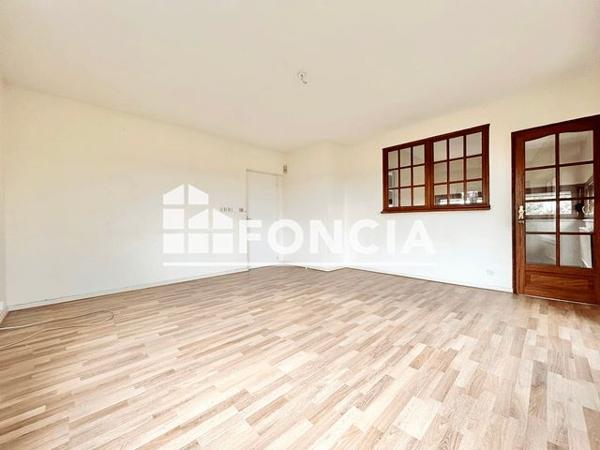 Location Maison 4 pièces 131.5 m² - 11 RUE DES TILLEULS Woippy 57140