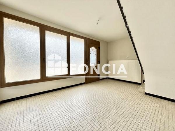 Location Maison 4 pièces 131.5 m² - 11 RUE DES TILLEULS Woippy 57140