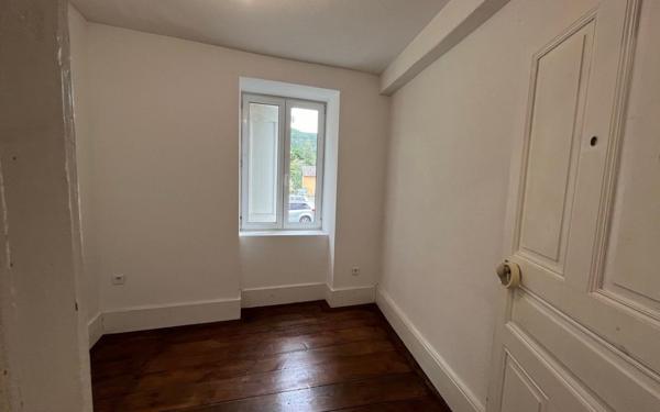 Maison à louer    4 pièces • 113 m2 Mende