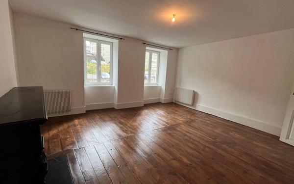 Maison à louer    4 pièces • 113 m2 Mende