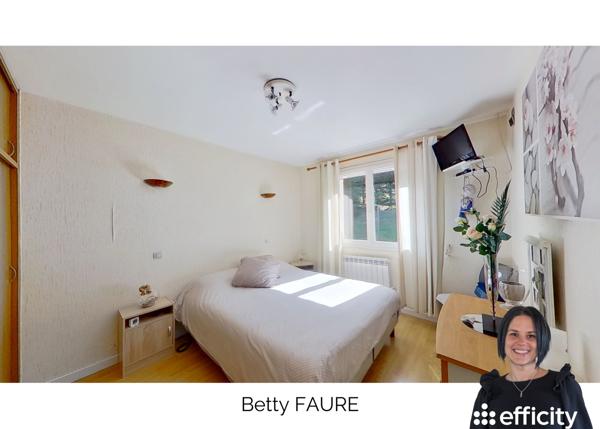 Maison 5 pièces - 110 m² Exclusivité efficity