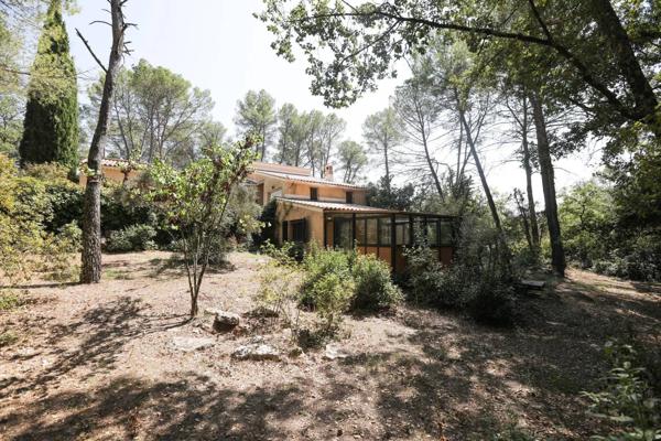Villa de 182 M2 dans un secteur calme et préservé sur la commune des Arcs en Argens
