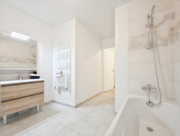 Appartement 4 pièces - 95 m² Exclusivité efficity