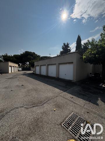 Immeuble à vendre 650 m² Fos-sur-Mer