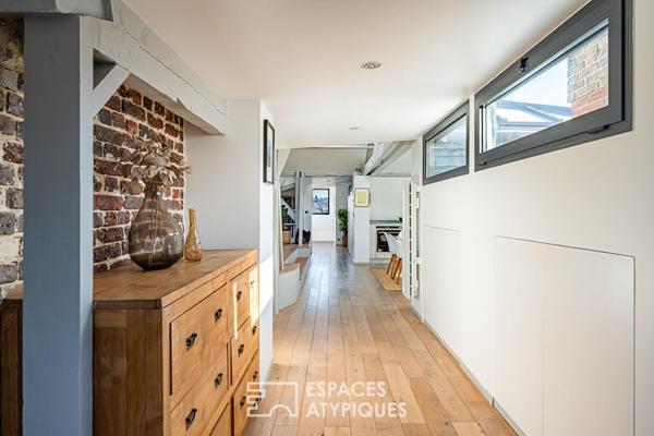Appartement sous les toits du Château des Montalets à Meudon avec jardin partagé et vue sur Paris