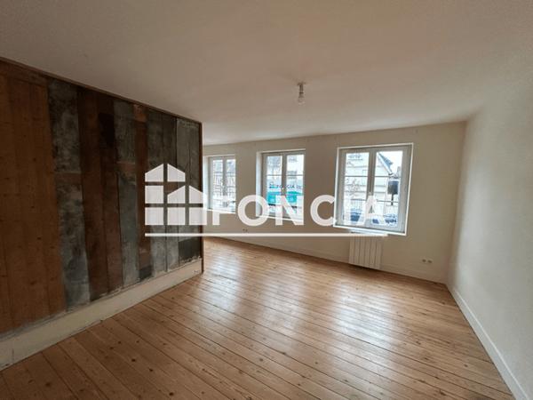 Location Studio 25.06 m² - 40/42 RUE DU MARECHAL FOCH Livarot Pays D'auge 14140