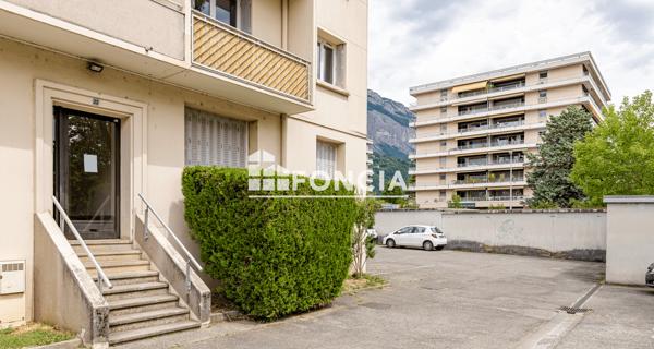 À vendre Appartement 3 pièces 52 m² - Meylan 38240