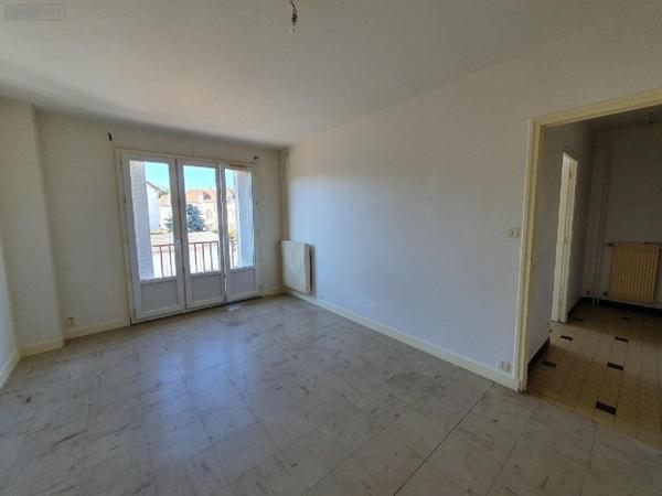 Appartement à louer à Paray-le-Monial en Saône-et-Loire (71600), ref : LOC