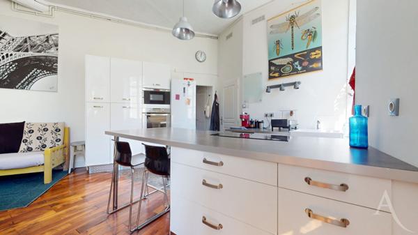 Appartement Musée de Grenoble 4 pièces 105.22 m2 3 chambres balcon