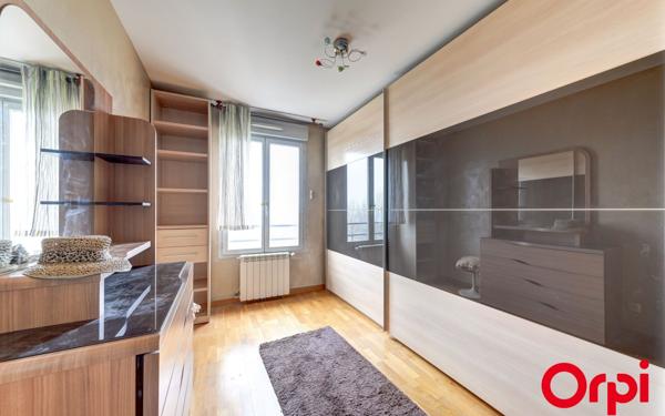 Appartement à vendre    4 pièces • 88,02 m2 Grigny