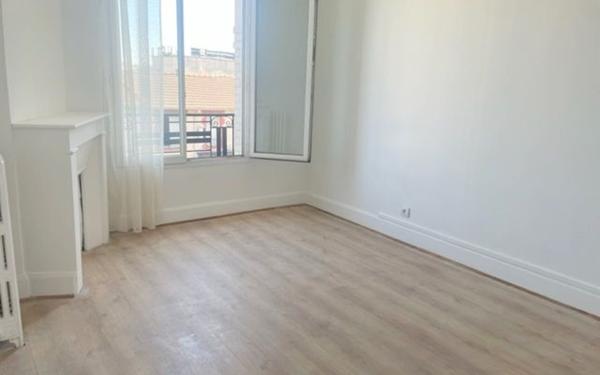 Appartement à vendre    4 pièces • 54 m2 Drancy