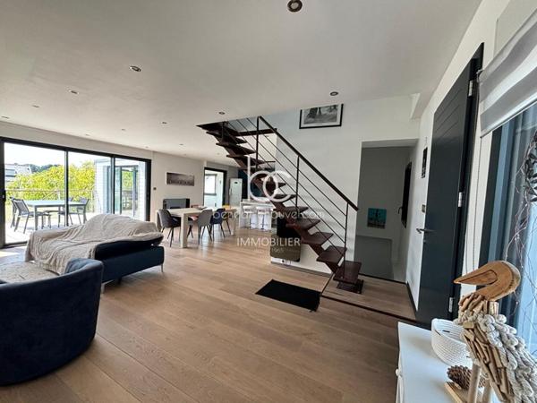 SENE Maison 7 pièces 145 m²