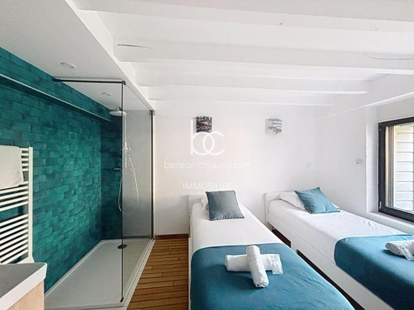 SENE Maison 7 pièces 145 m²