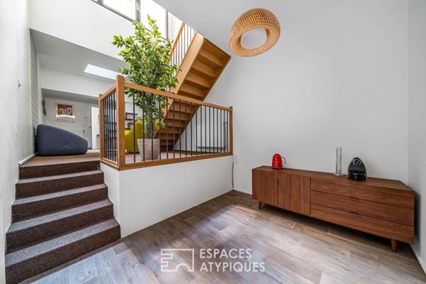 Local en triplex rénové en bureaux proche Etoile – Place des Ternes