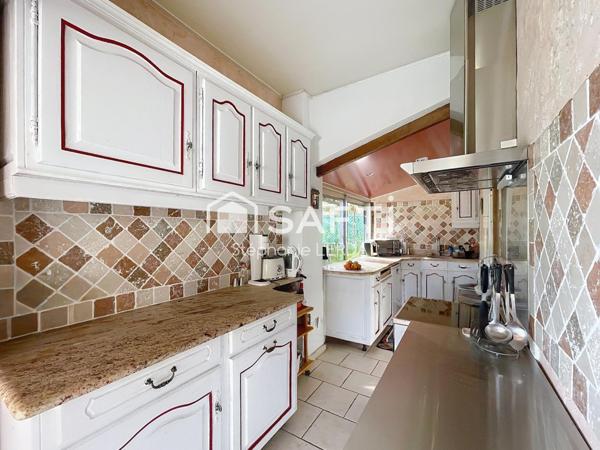 REZ DE JARDIN AVEC DEPENDANCE