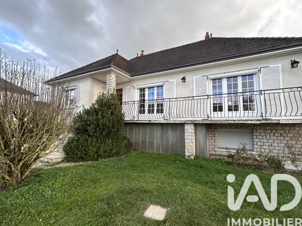 Maison à vendre 5 pièces 229,35 m² Saint-Sulpice-de-Pommeray