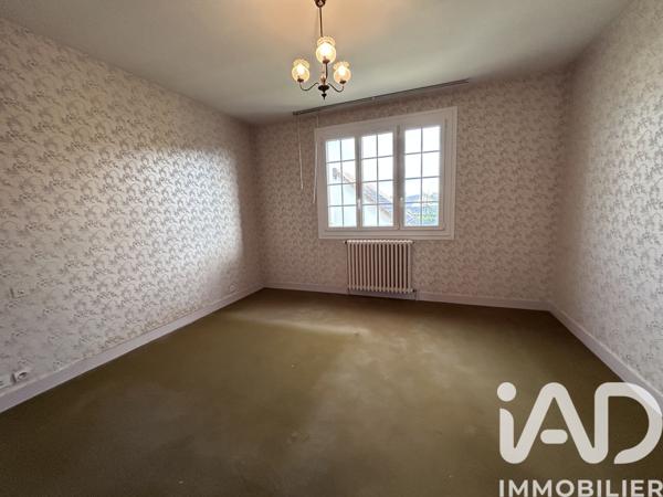 Maison à vendre 5 pièces 229,35 m² Saint-Sulpice-de-Pommeray