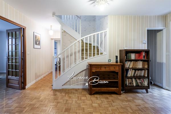 Montesson (78360) MAISON MONTESSON - 8 PIECES - JARDIN