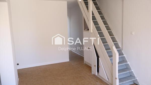 Maison à fort potentiel avec vue mer à l'étage – Fleury