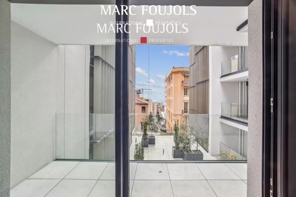 2 pièces neuf livré à deux pas de Monaco, terrasse avec vue