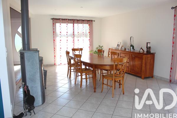 Maison à vendre 9 pièces 143 m² La Bazoge-Montpinçon