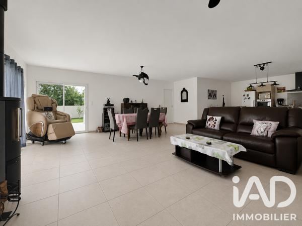 Maison à vendre 3 pièces 100 m² Sallertaine