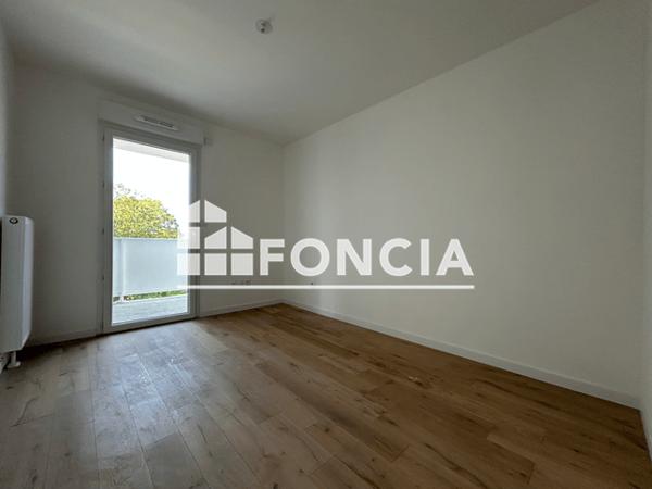 Location Appartement 3 pièces 66 m² - AVENUE DE BOLLAERT Lens 62300