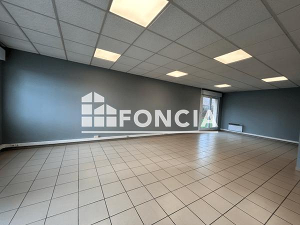 Location Local commercial 2 pièces 54 m² - 65 RUE JEAN LETIENNE Lens 62300