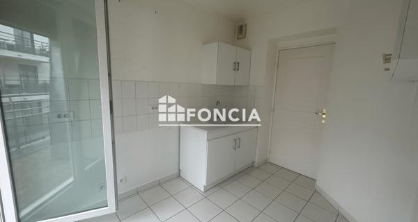 Location Appartement 2 pièces 43.91 m² - Clermont-ferrand 63000