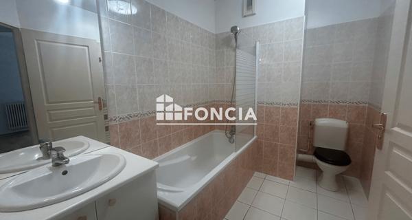 Location Appartement 2 pièces 43.91 m² - Clermont-ferrand 63000