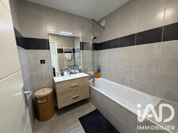 Maison à vendre 4 pièces 106 m² La Fare-les-Oliviers