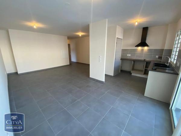 Appartement à louer 3 pièces 89.04m² Saint-Denis (97400)