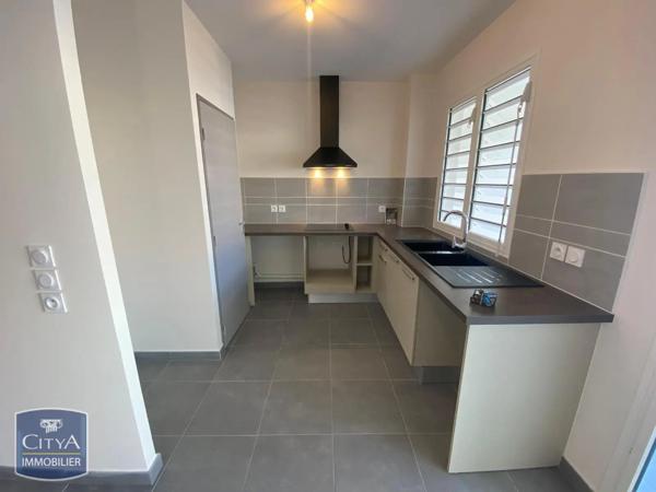 Appartement à louer 3 pièces 89.04m² Saint-Denis (97400)