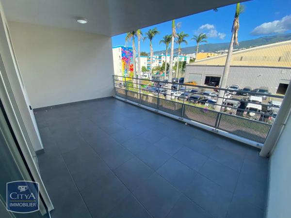 Appartement à louer 3 pièces 89.04m² Saint-Denis (97400)