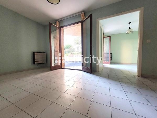 Appartement
         3 pièces
        - 63 m² 127 000 € *