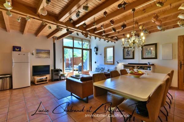 Maison à vendre 10 pièces EYGLIERS (05)