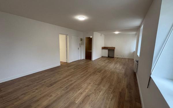 Appartement à louer    2 pièces • 46,76 m2 Ozoir-la-Ferrière