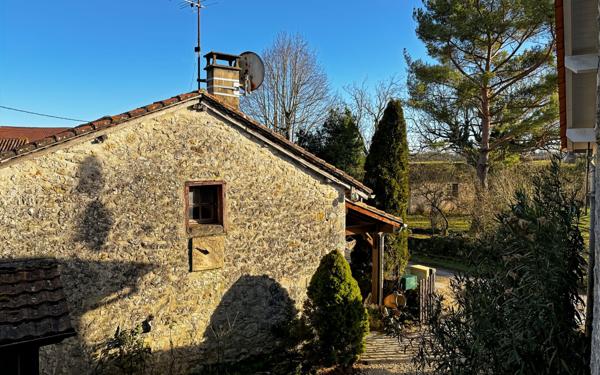 Maison à vendre    11 pièces •  Sorges